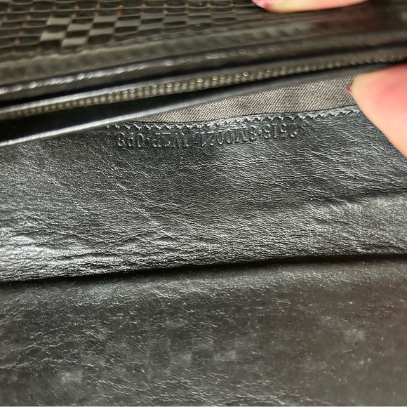 FENDI Medium Wallet - Picture 6 of 6